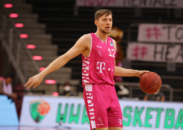 呼应着中国 呼应着中国