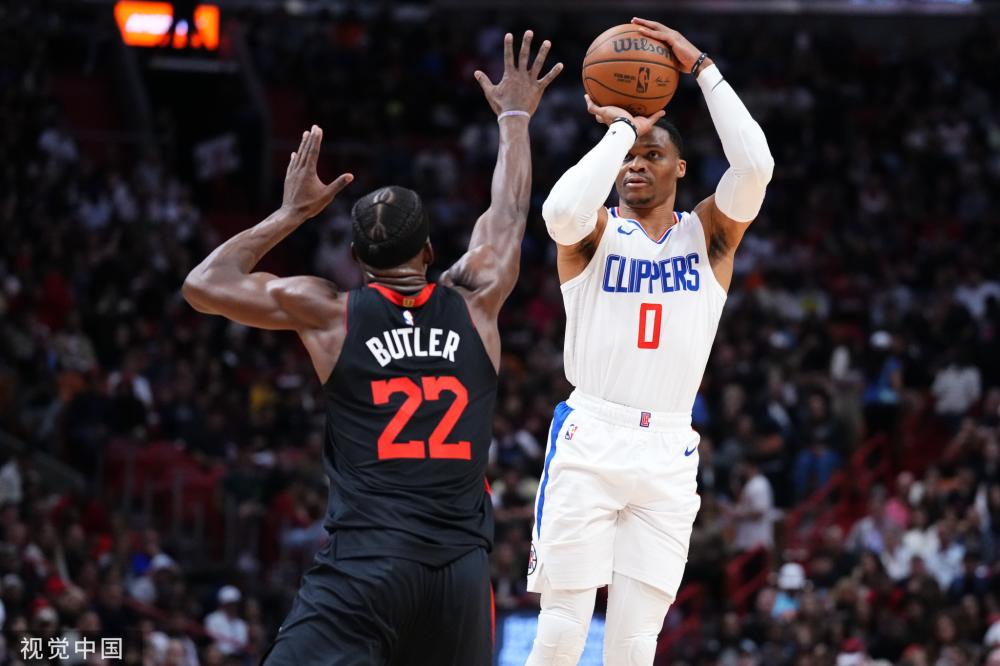 中占有优势 中占有优势