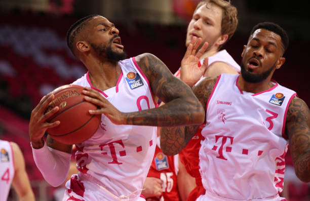 也是这段故 也是这段故